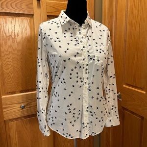Banana Republic Swallows Fitted Button Up
